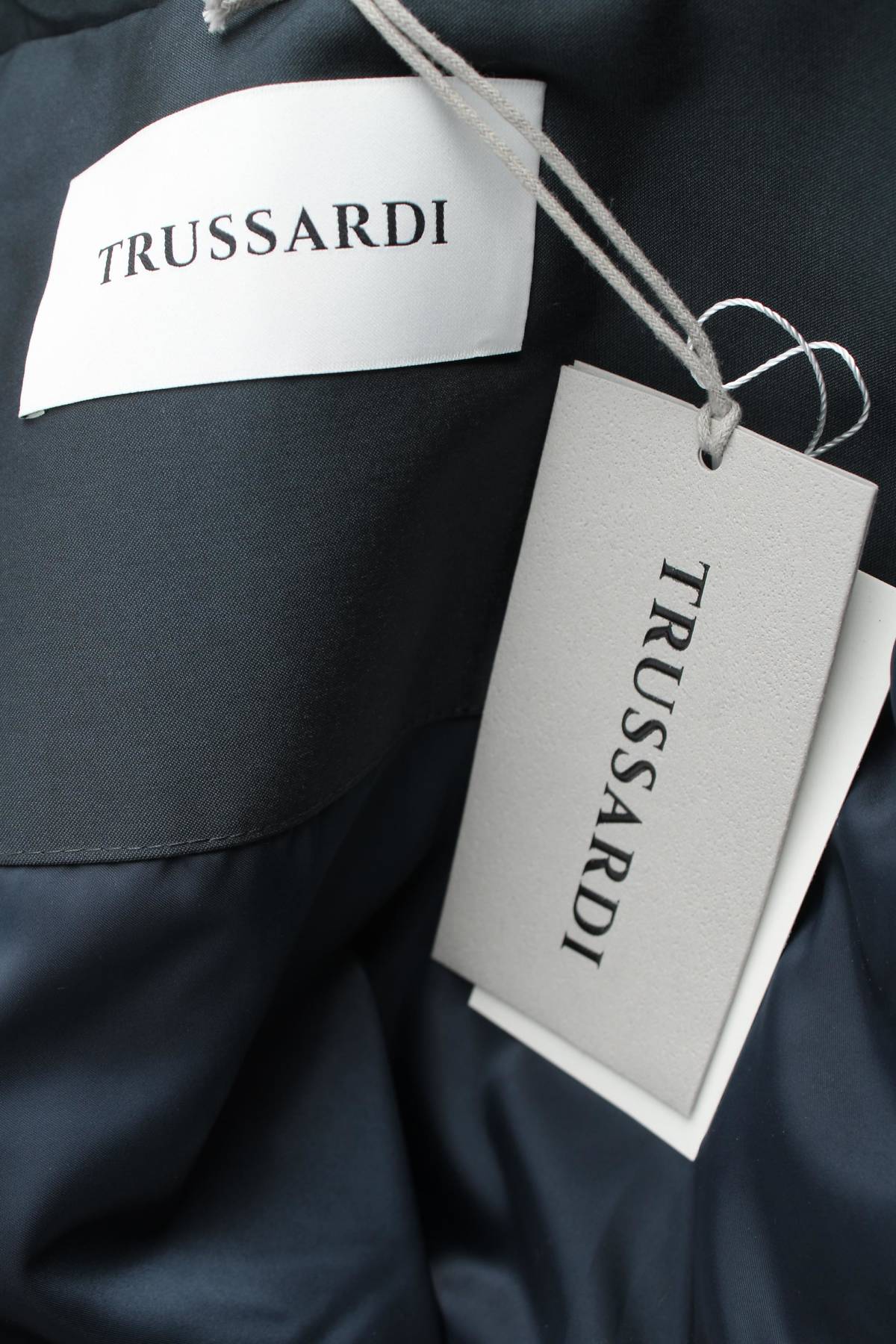 Мъжко яке Trussardi4