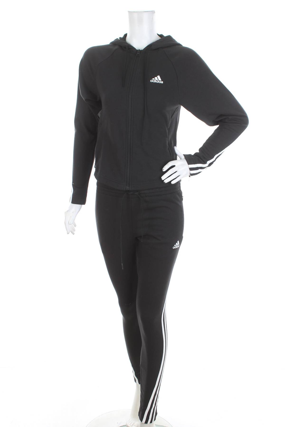 Дамски спортен екип Adidas1