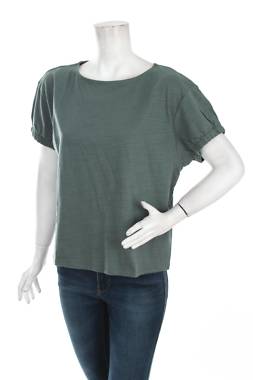 Домашно облекло Triumph1