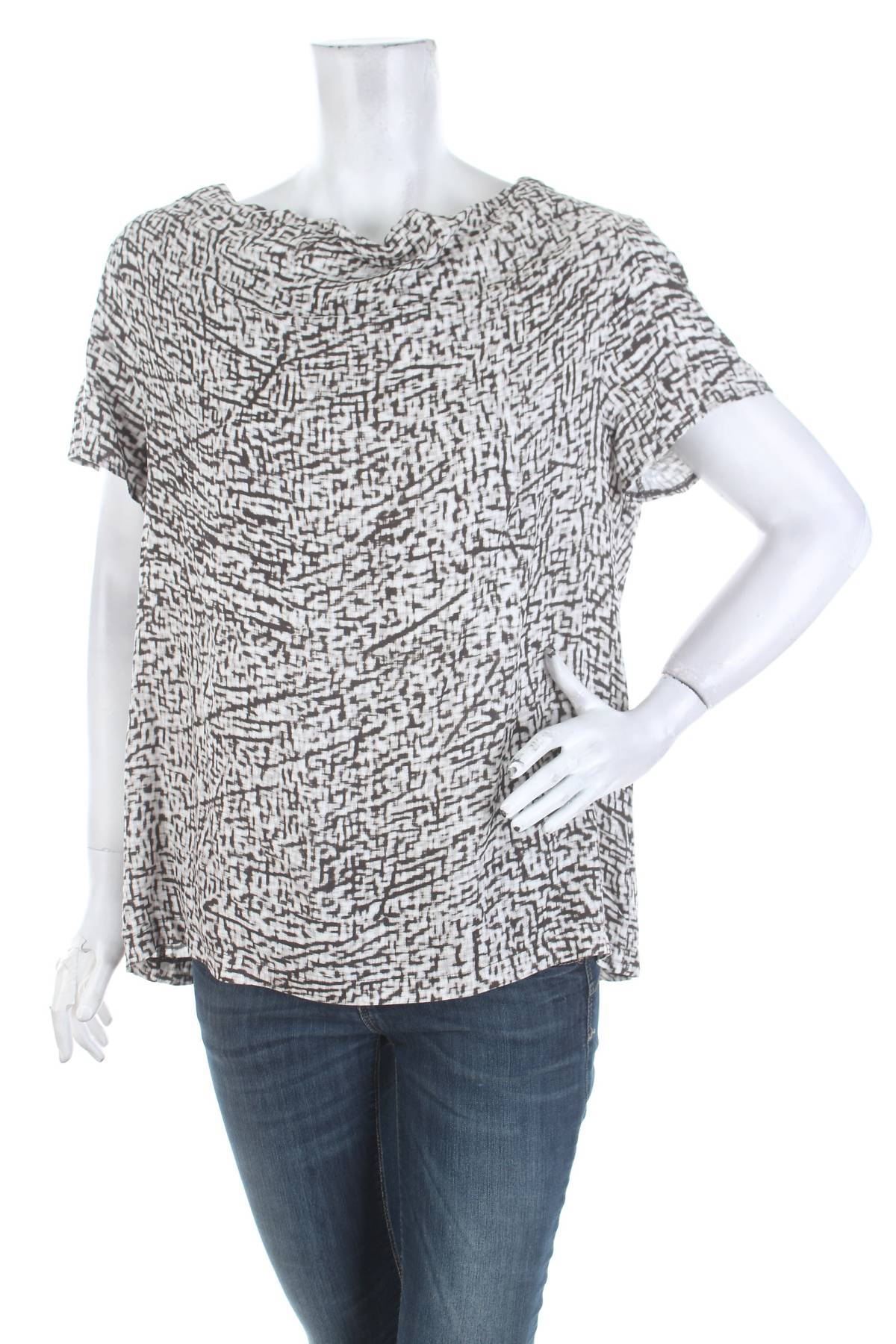 Γυναικεία μπλούζα Betty & Co1