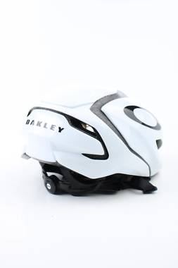 каска Oakley2