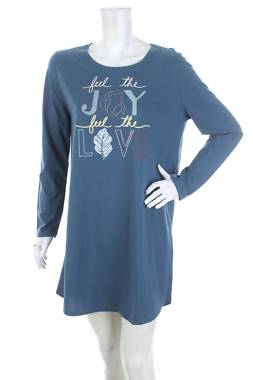 Дамска нощница Triumph1