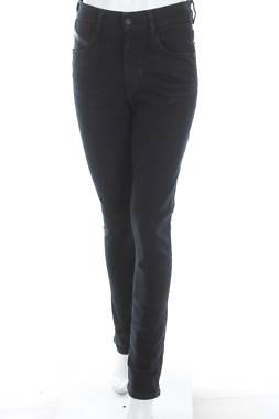 Дамски дънки Diesel1