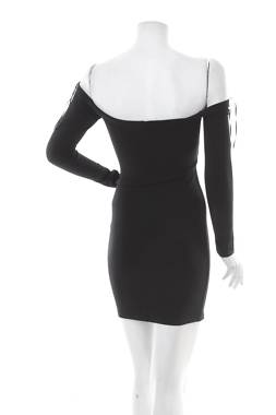 Рокля H&M2 - Contour.bg Рокля H&M2