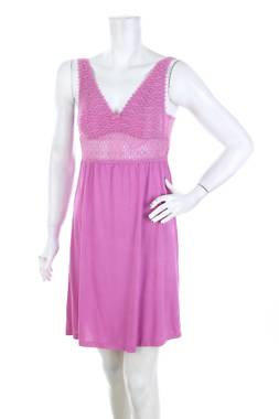 Γυναικείο νυχτικό Triumph1