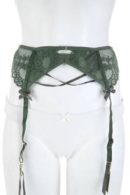 Ζαρτιέρες Hunkemoller1