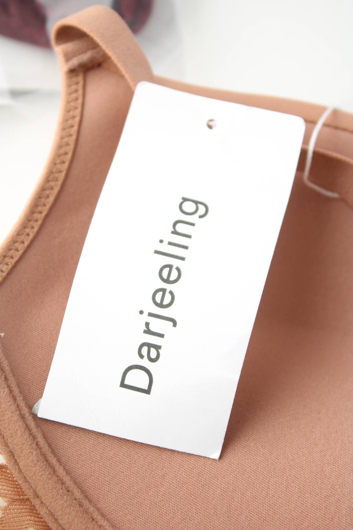 Σουτιέν Darjeeling3