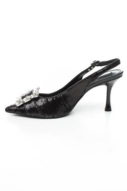 Σανδάλια Steve Madden2 - Contourshop.gr Σανδάλια Steve Madden2