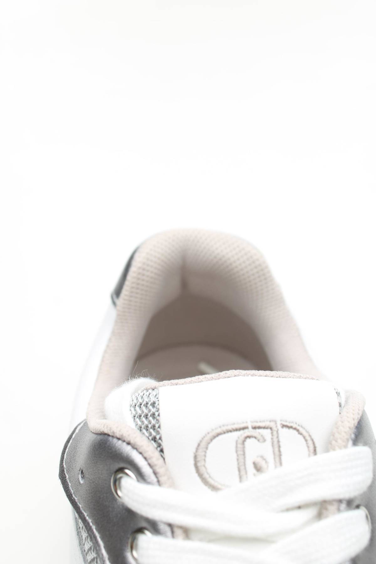 Дамски обувки Liu Jo5 - Contour.bg Дамски обувки Liu Jo5