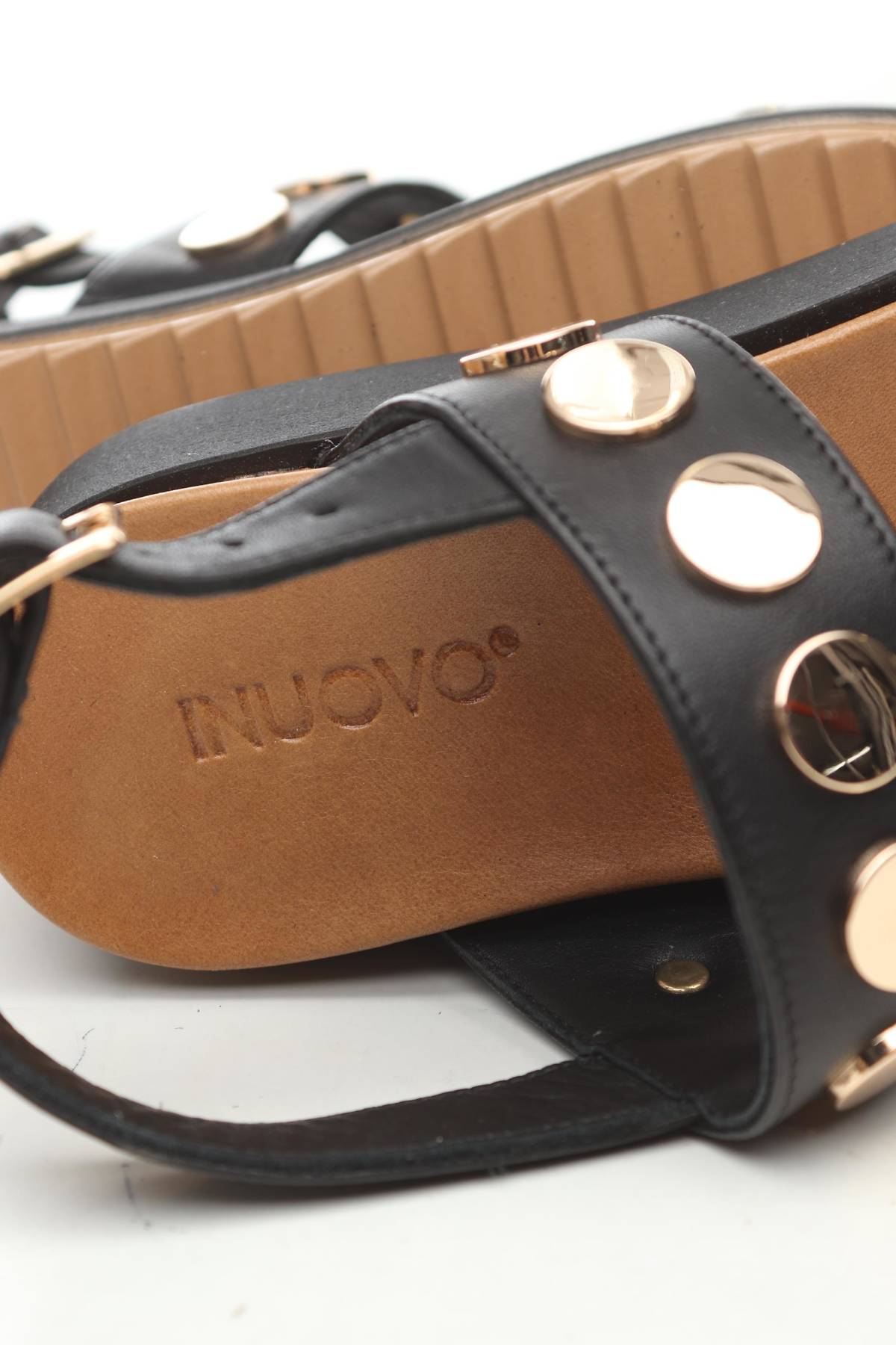 Σανδάλια Inuovo5