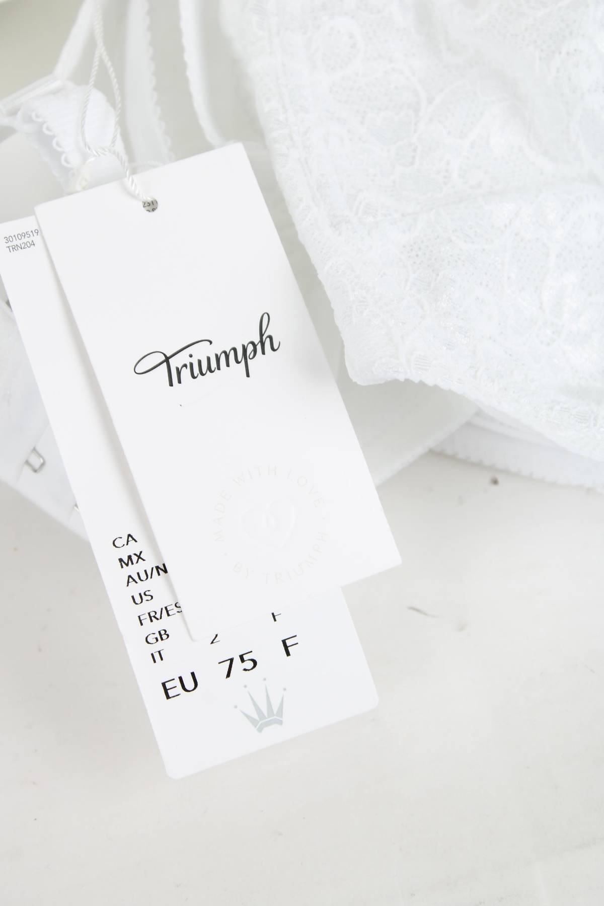 Сутиен Triumph3 - Contour.bg Сутиен Triumph3