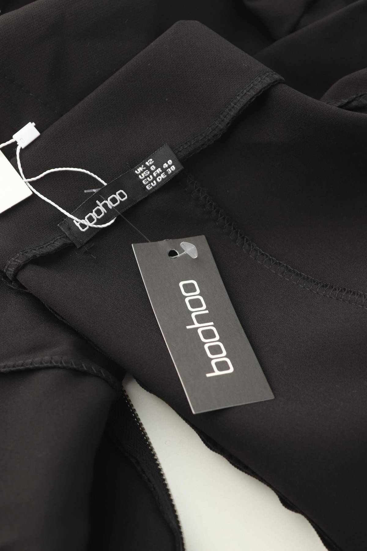 Γυναικείο αμάνικο Boohoo3 - Contourshop.gr Γυναικείο αμάνικο Boohoo3