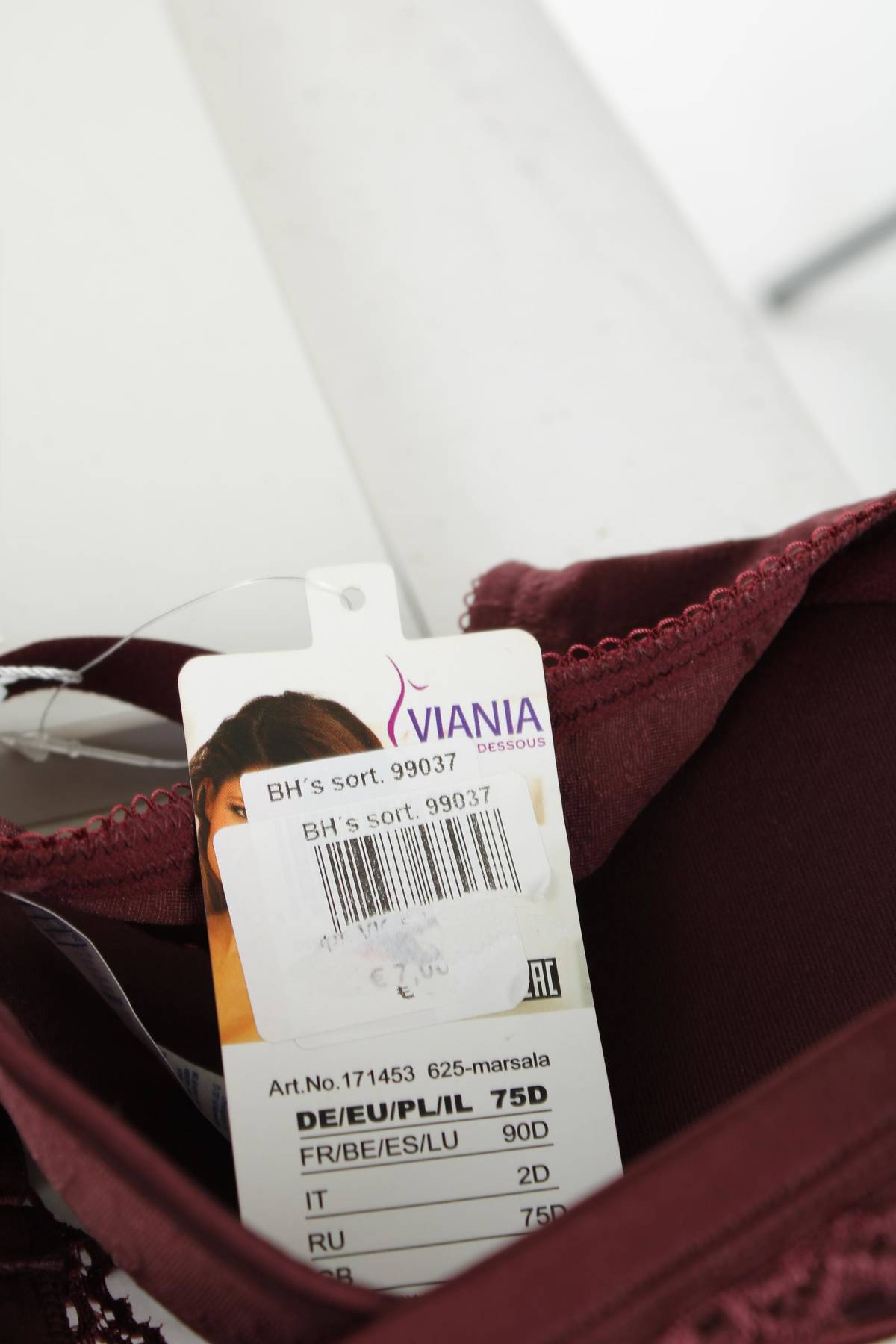 Σουτιέν Viania3