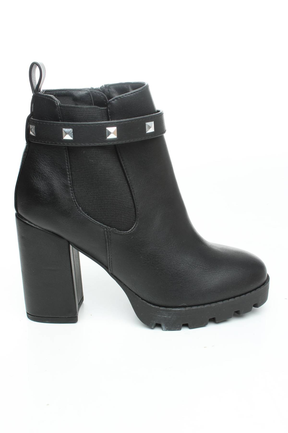 Дамски боти Madden Girl1