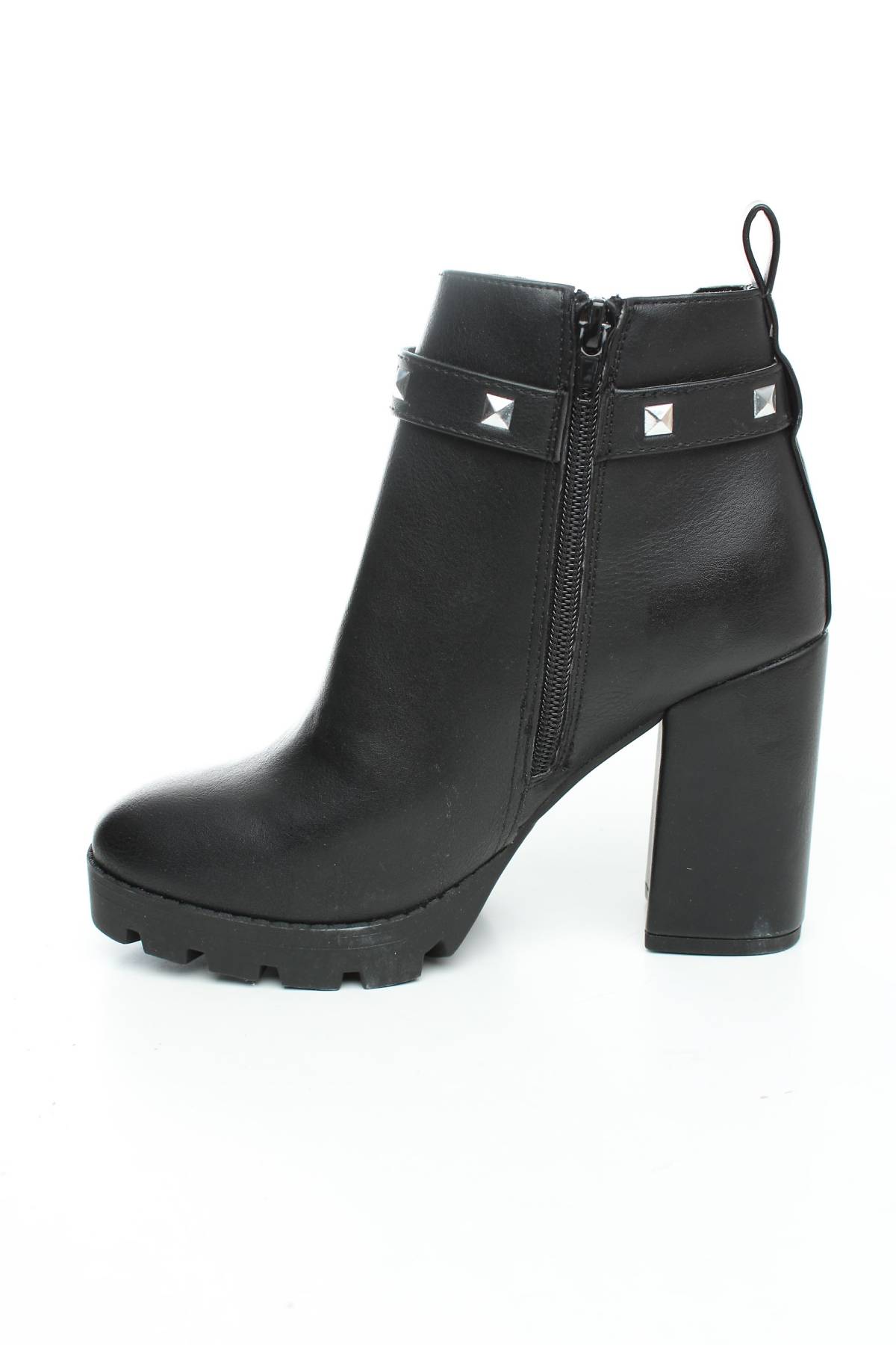 Дамски боти Madden Girl2