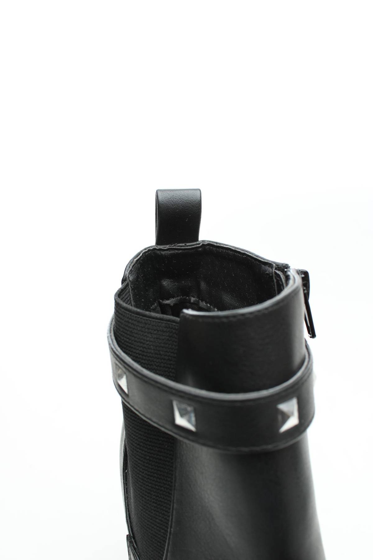 Дамски боти Madden Girl5