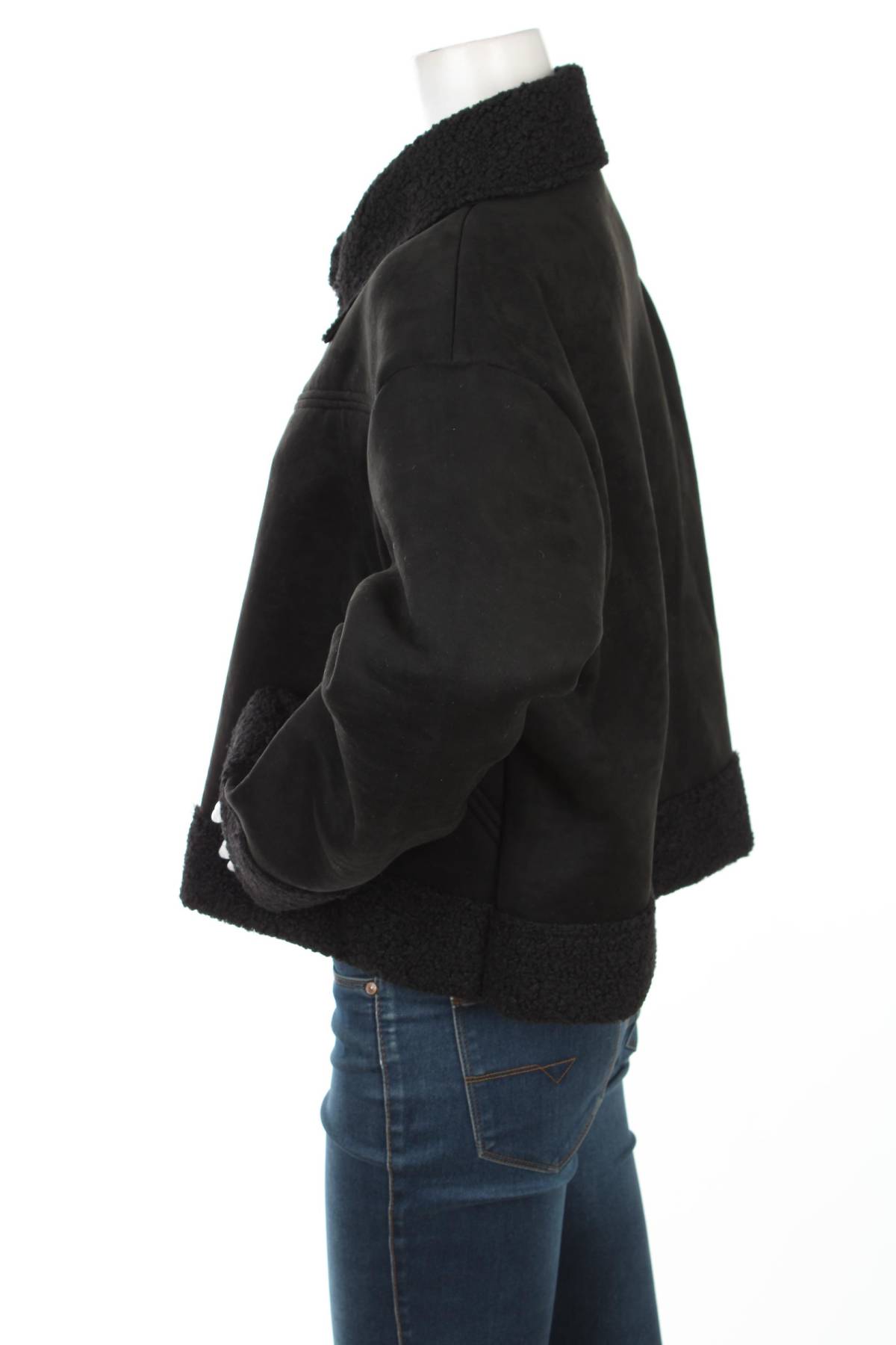 Преходно яке Boohoo3