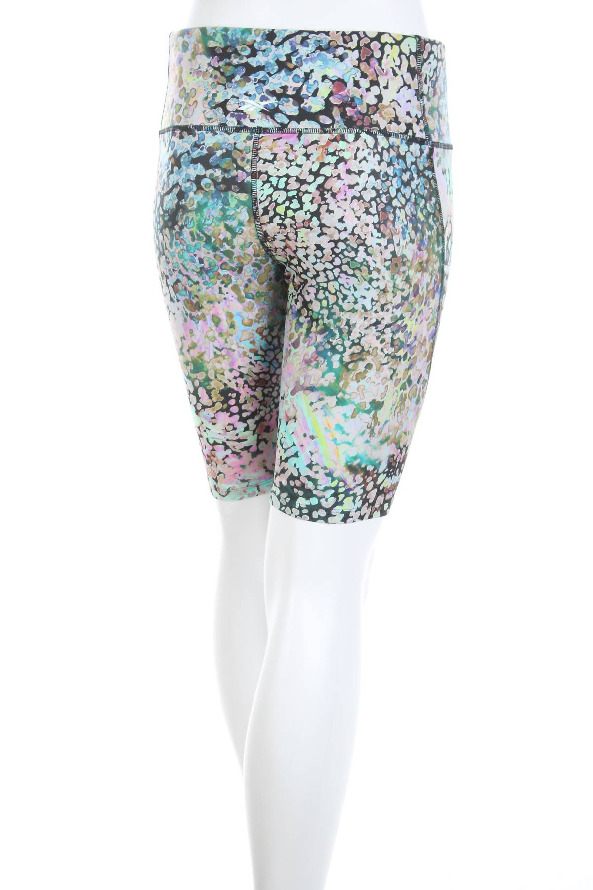 Дамски спортен клин Reebok2