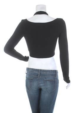 Дамска блуза Chiquelle2