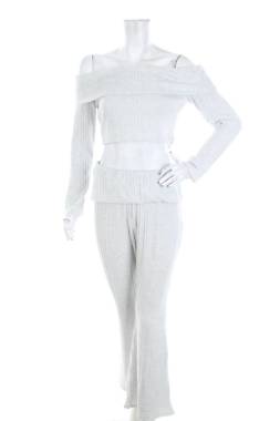 Дамски комплект Boohoo1