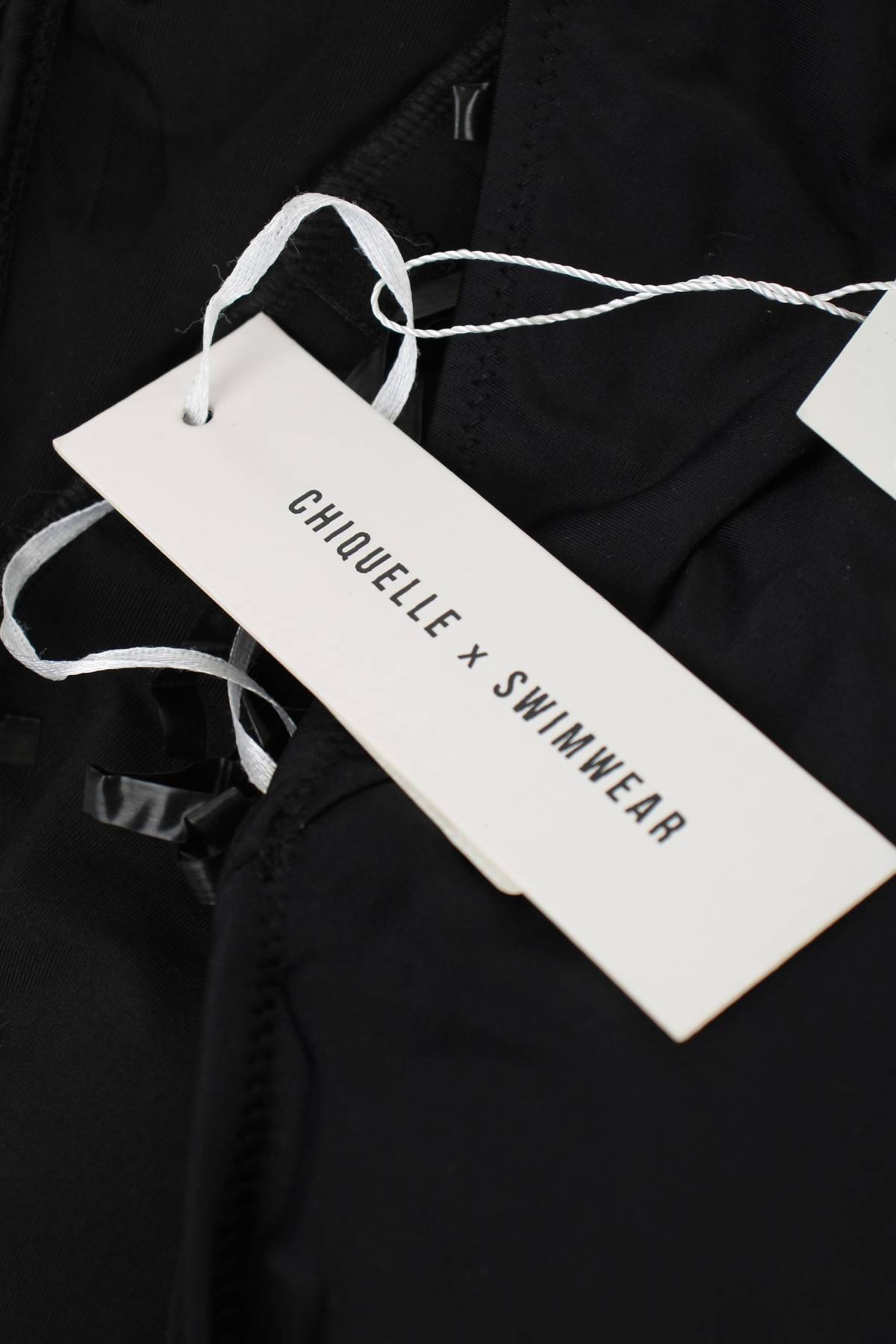 Ολόσωμο μαγιό Chiquelle3