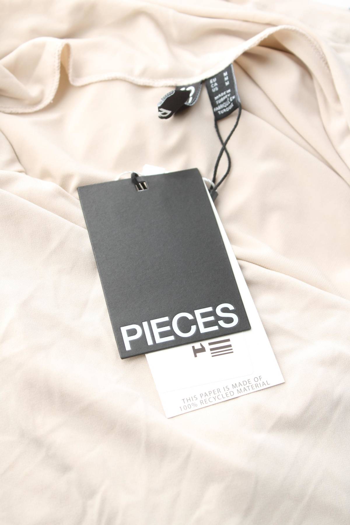 Γυναικείο αμάνικο Pieces3