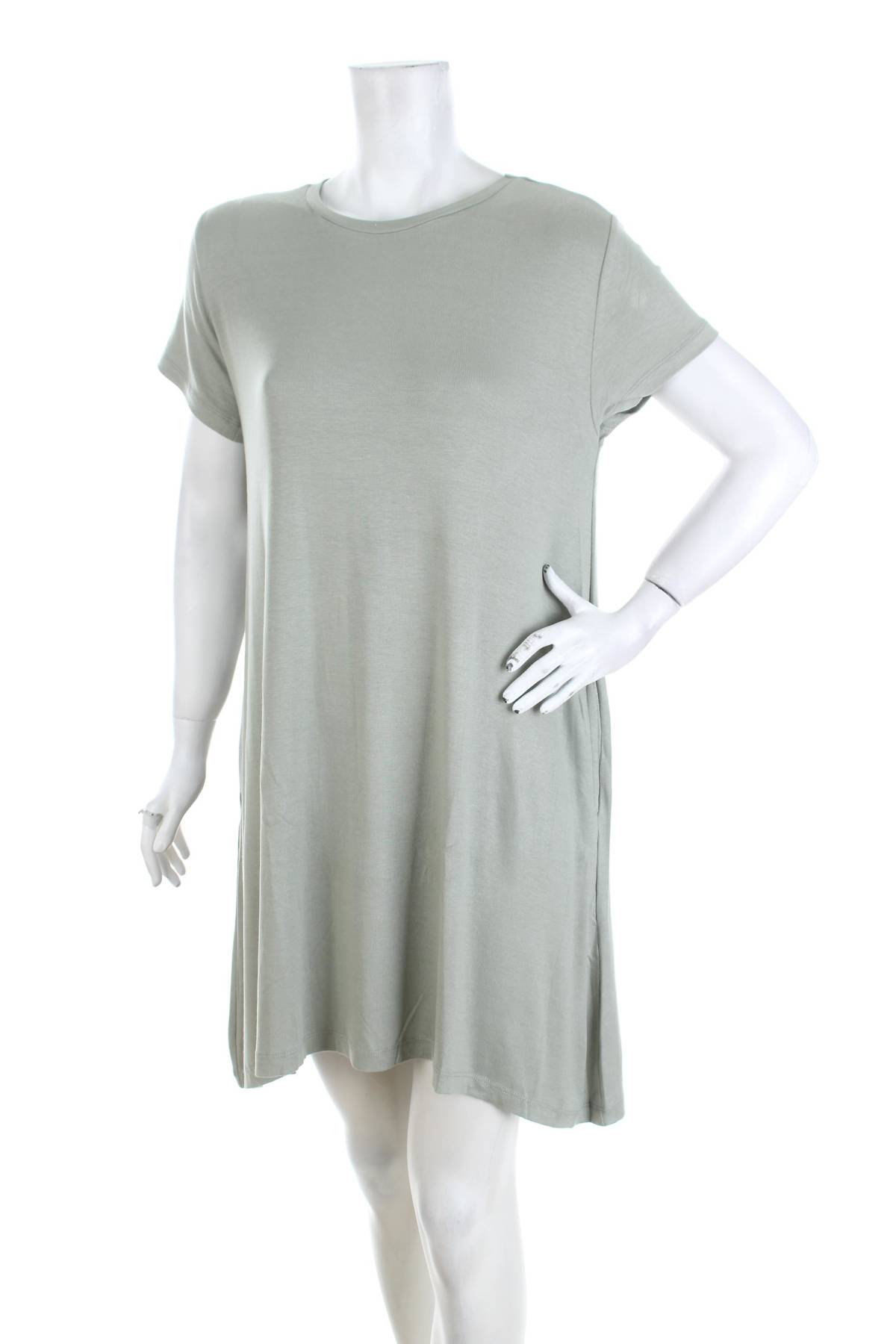 Рокля Chiquelle1