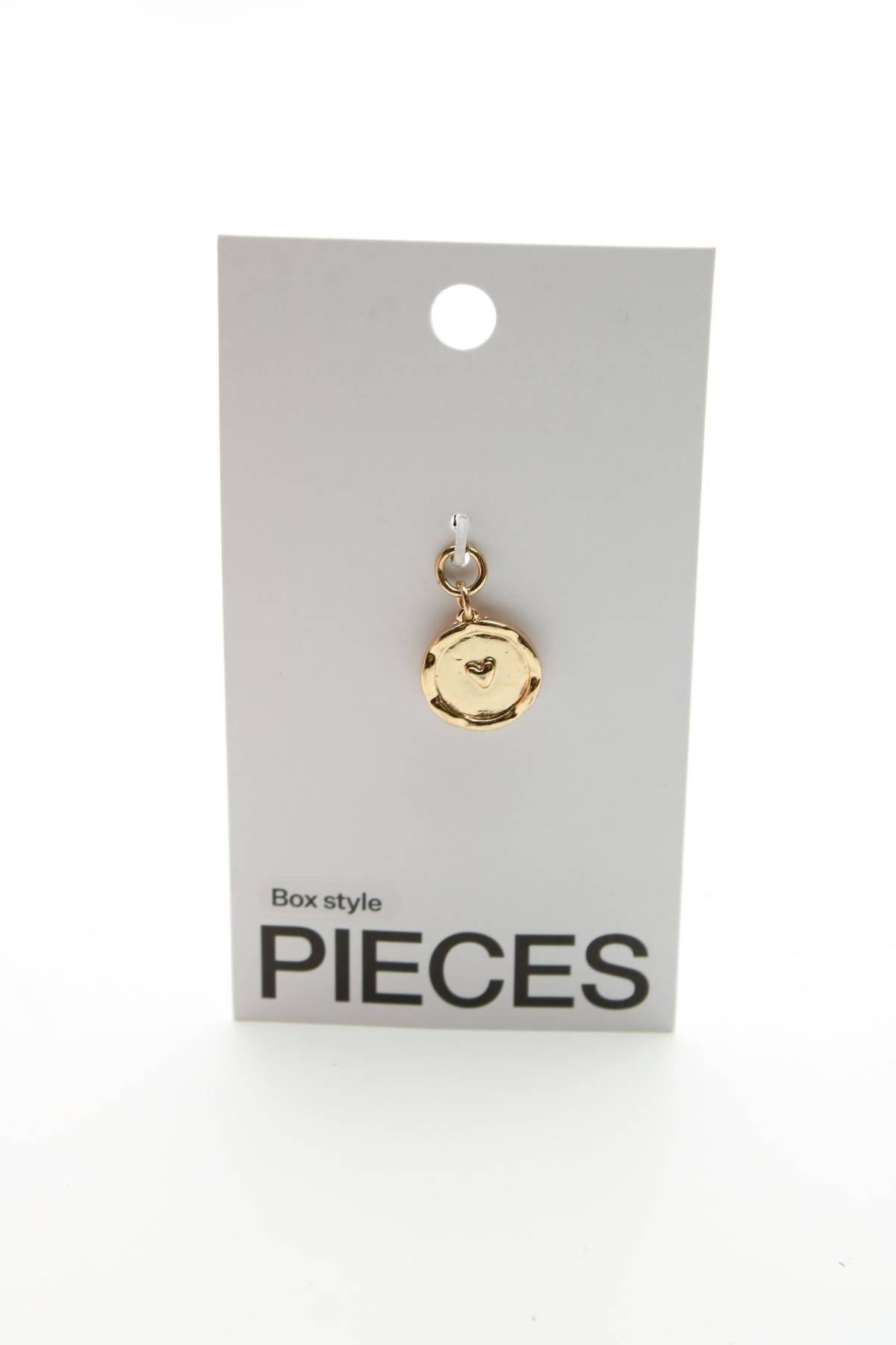 αξεσουάρ Pieces1