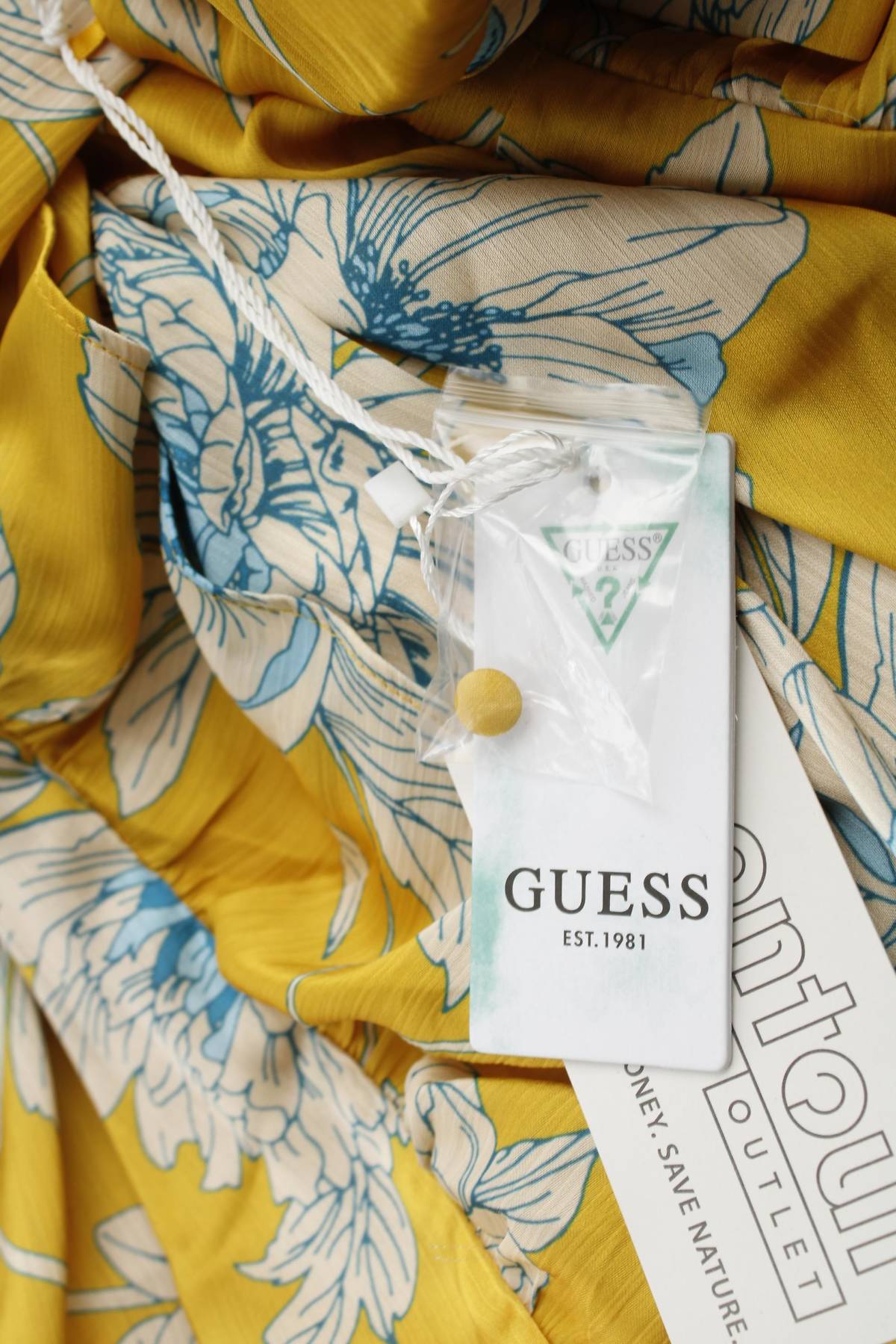 Рокля Guess3