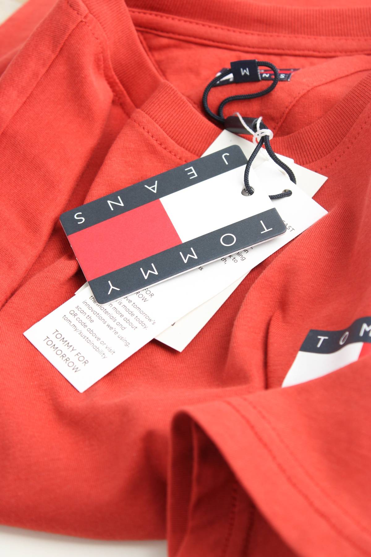 Мъжка тениска Tommy Jeans3