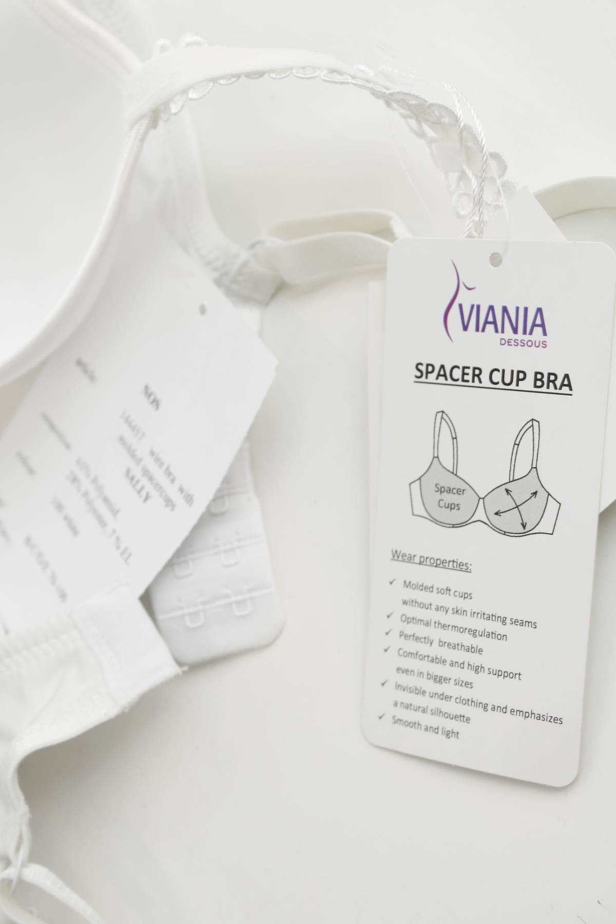 Сутиен Viania3