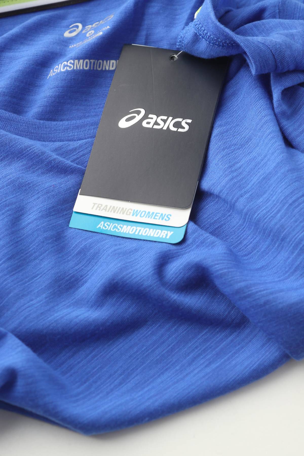 Дамска спортна тениска Asics3