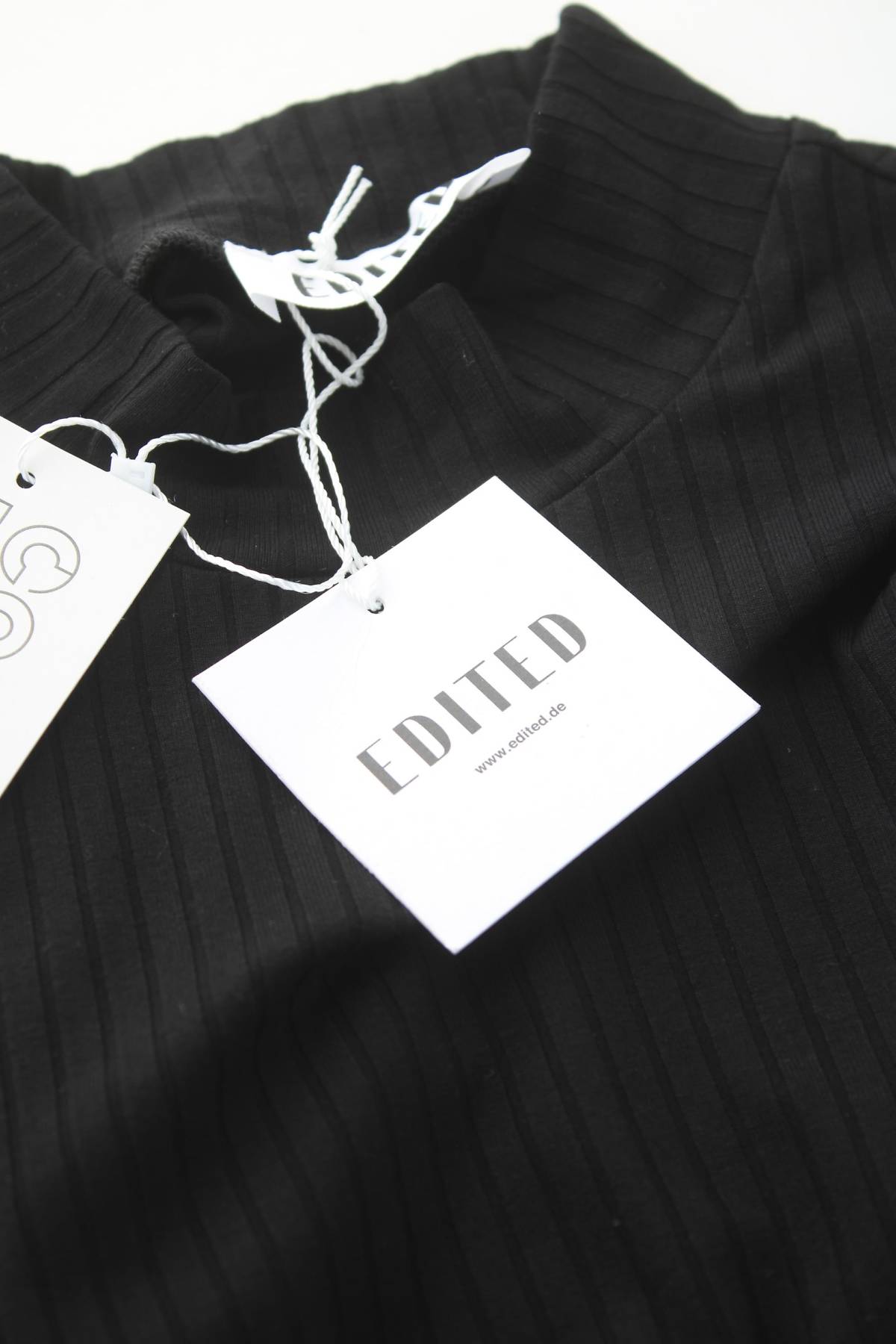 Γυναικείο αμάνικο Edited3