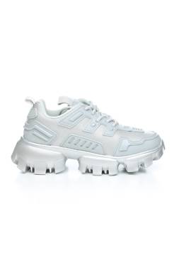 Маратонки Steve Madden1 - Contour.bg Маратонки Steve Madden1