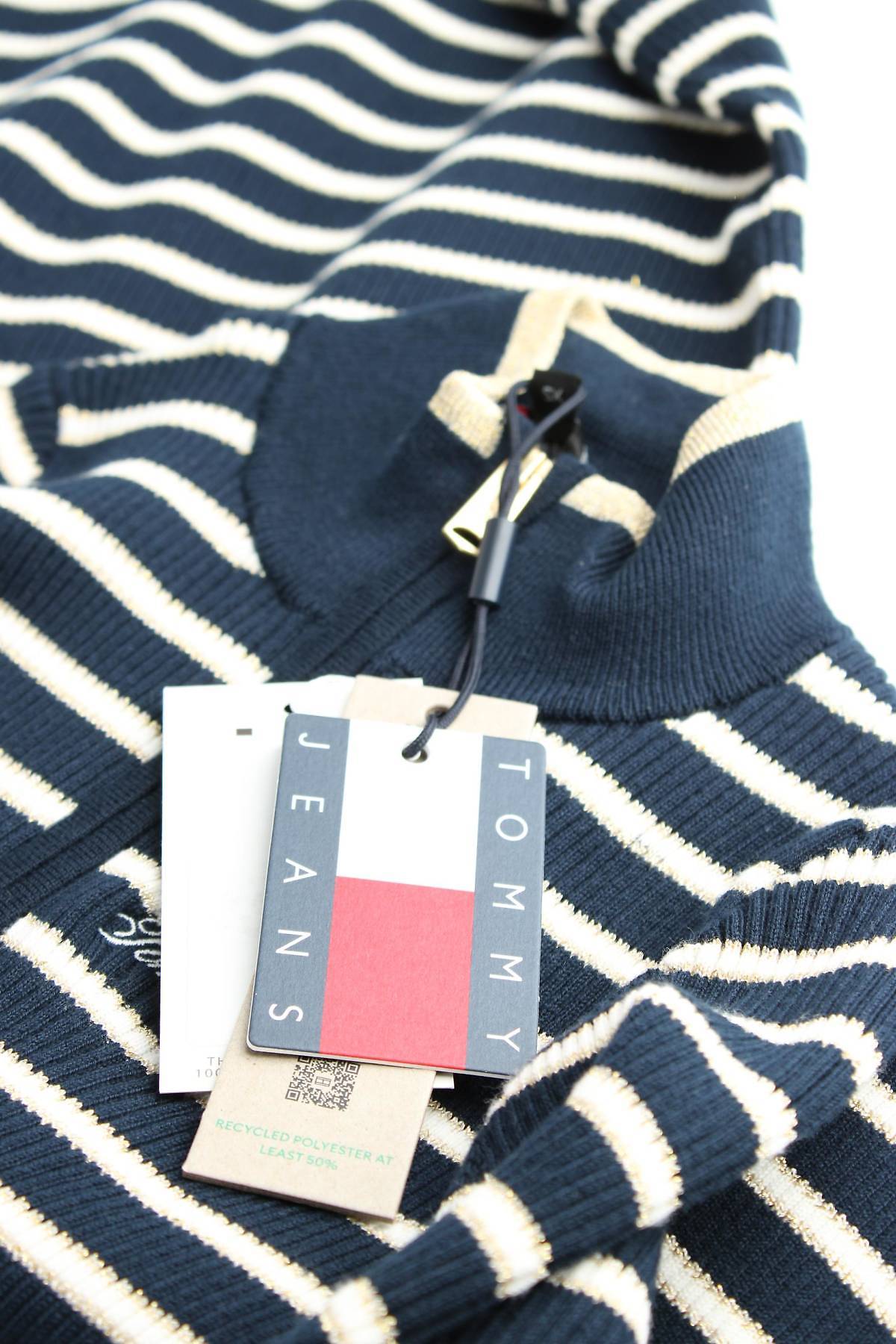 Φορέματα Tommy Jeans3