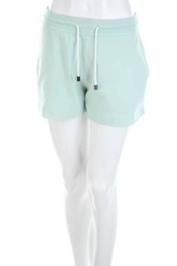 Дамски къс панталон Juvia1