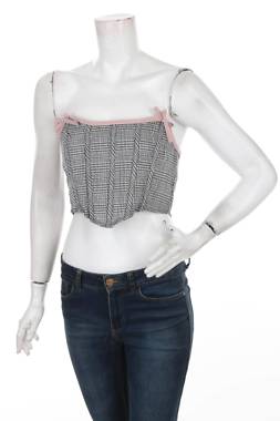 Γυναικείο αμάνικο Boohoo1 - Contourshop.gr Γυναικείο αμάνικο Boohoo1
