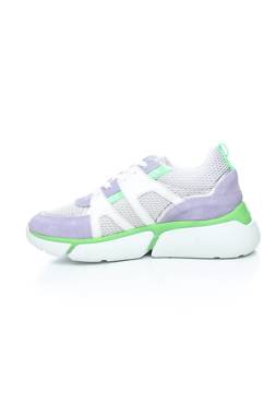 Αθλητικά παπούτσια Steve Madden2 - Contourshop.gr Αθλητικά παπούτσια Steve Madden2