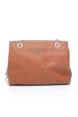 Γυναικεία δερματινή τσάντα Guess1