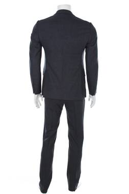 Мъжки костюм Armani Collezioni2 - Contour.bg Мъжки костюм Armani Collezioni2