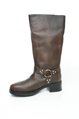 Γυναικείες μπότες Steve Madden2