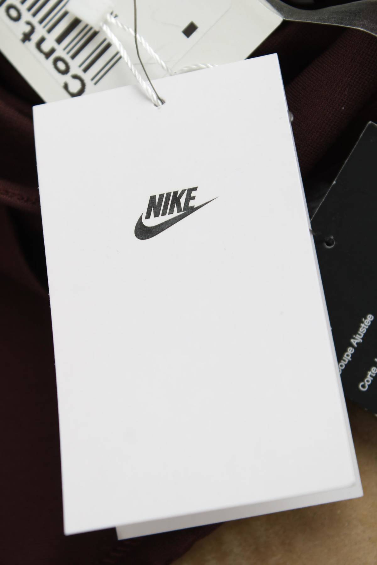 Дамски спортен потник Nike3