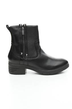 Дамски боти Marco Tozzi1