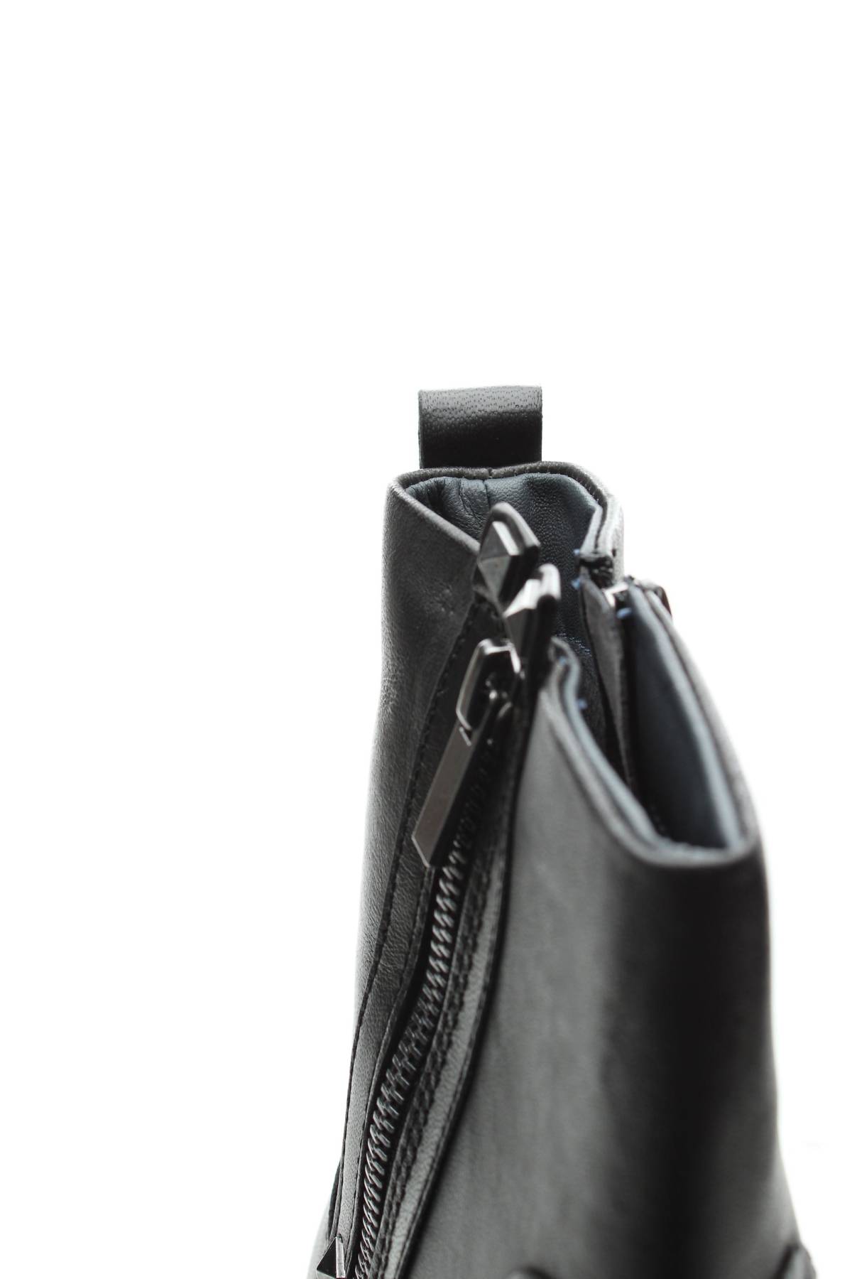 Дамски боти Marco Tozzi5