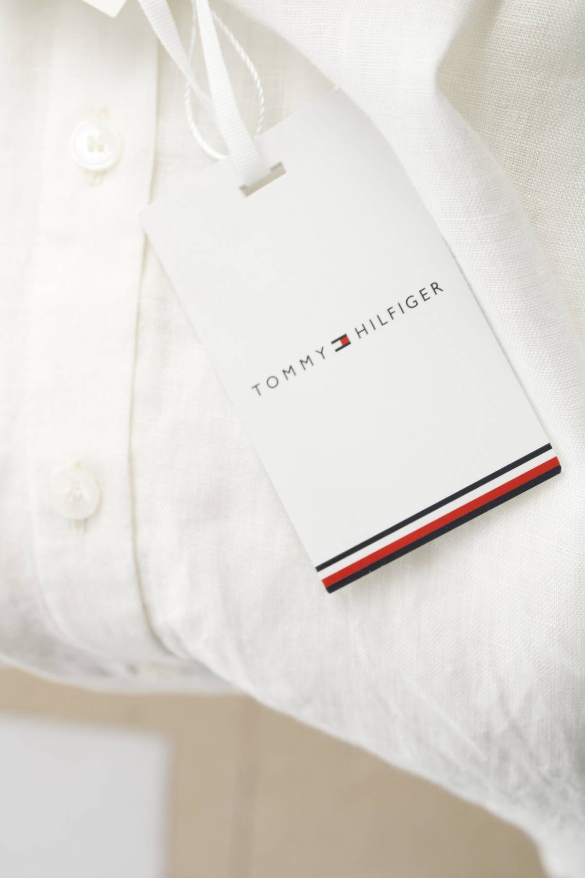 Дамска риза Tommy Hilfiger3 - Contour.bg Дамска риза Tommy Hilfiger3