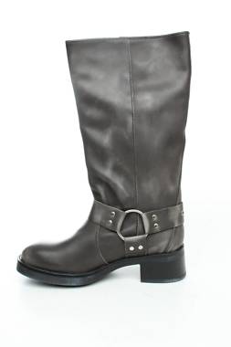 Γυναικείες μπότες Steve Madden2