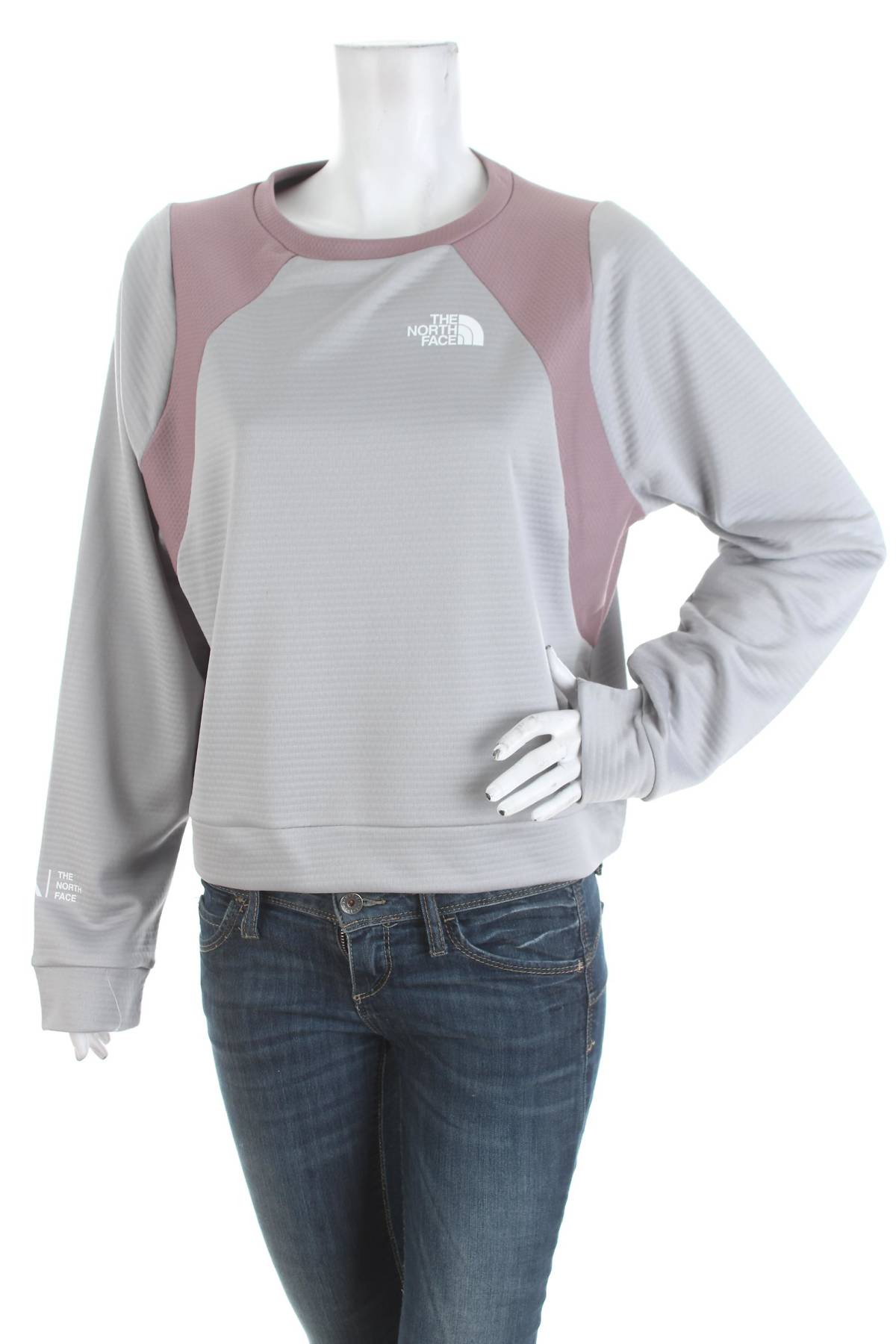 Γυναικεία αθλητική μπλούζα The North Face1