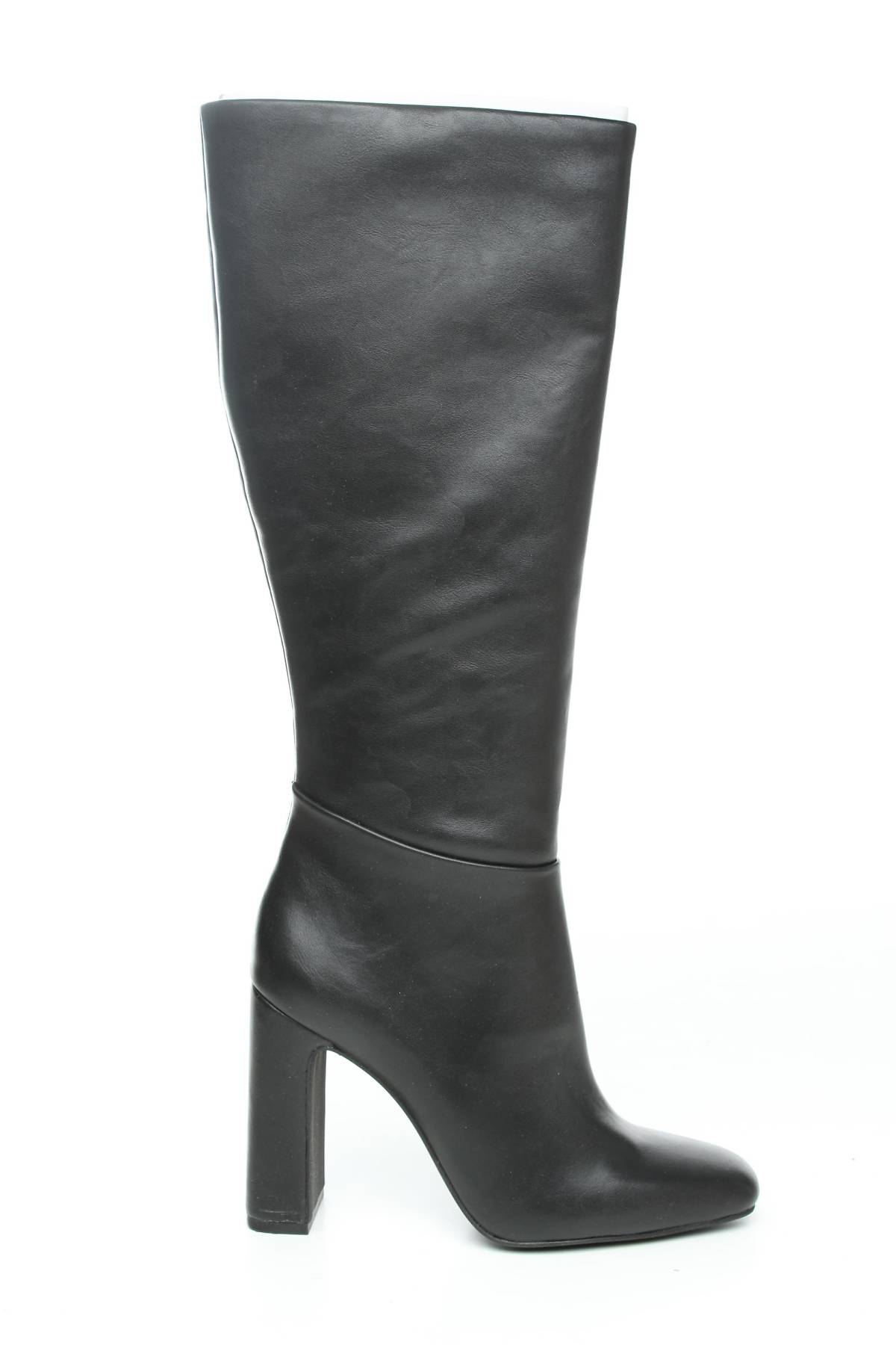 Γυναικείες μπότες Steve Madden1