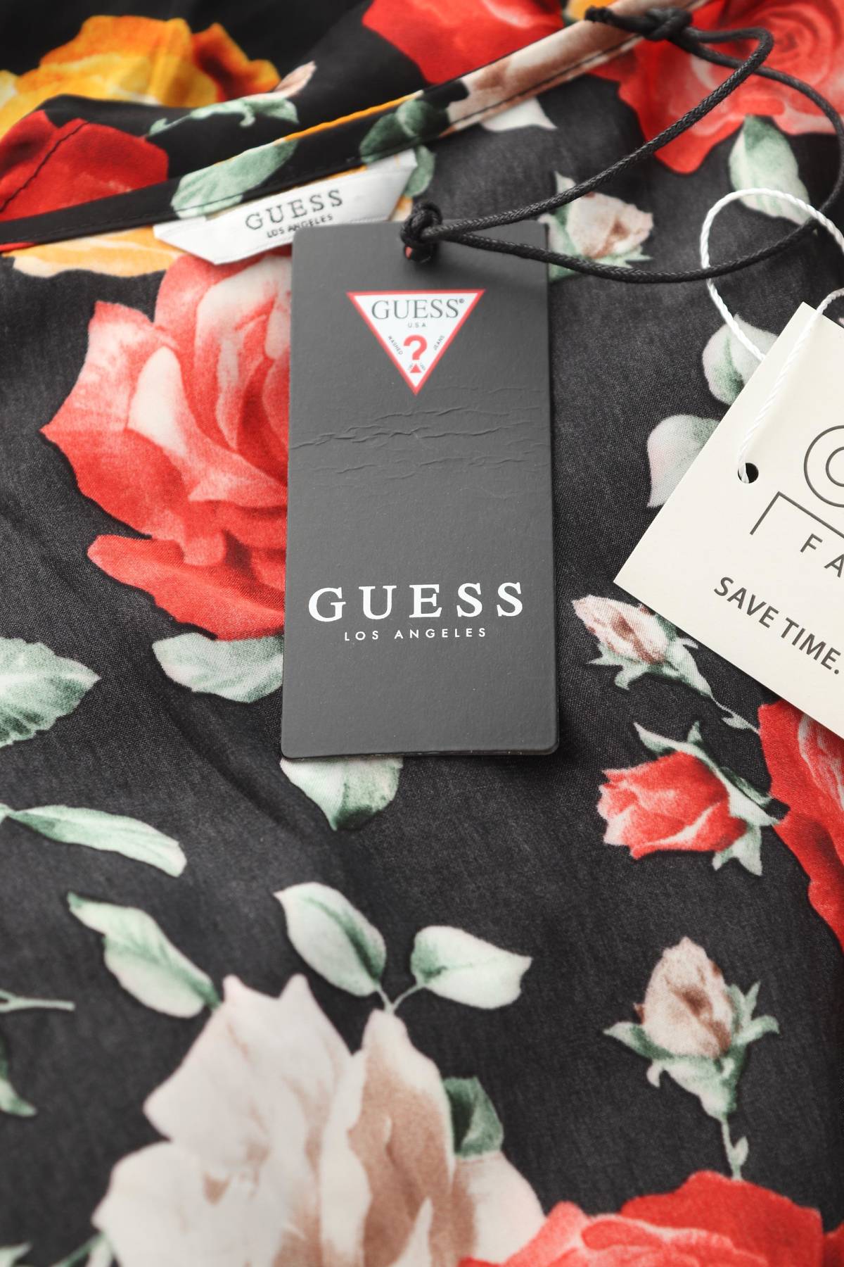 Рокля Guess3