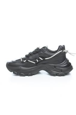 Αθλητικά παπούτσια Steve Madden2